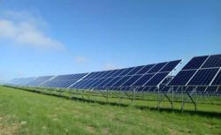 太阳能光伏发电-太阳能发电-屋顶光伏-发电太阳能板-工商业分布式光伏发电系统